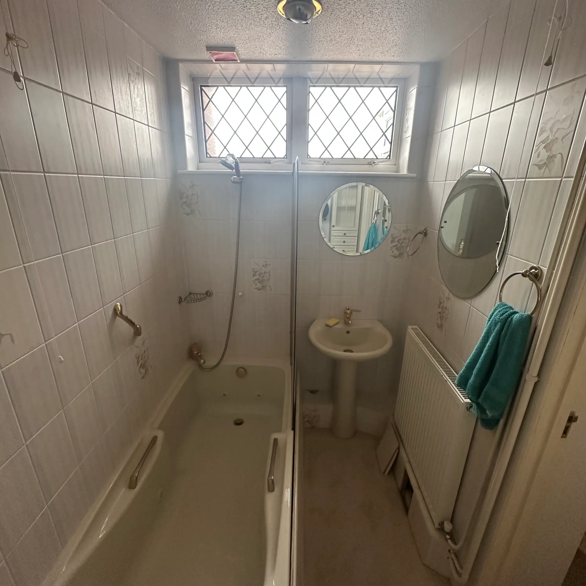Before — old dated Worthing bathroom prior to renovation